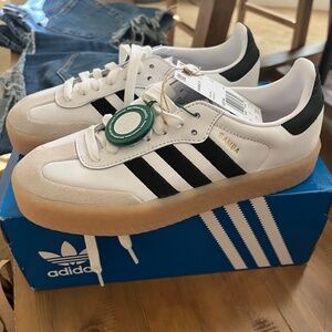 adidas Originals Sambae size 6